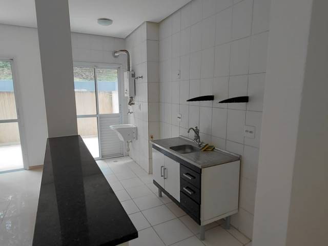 #46 - Apartamento para Locação em Taboão da Serra - SP - 3